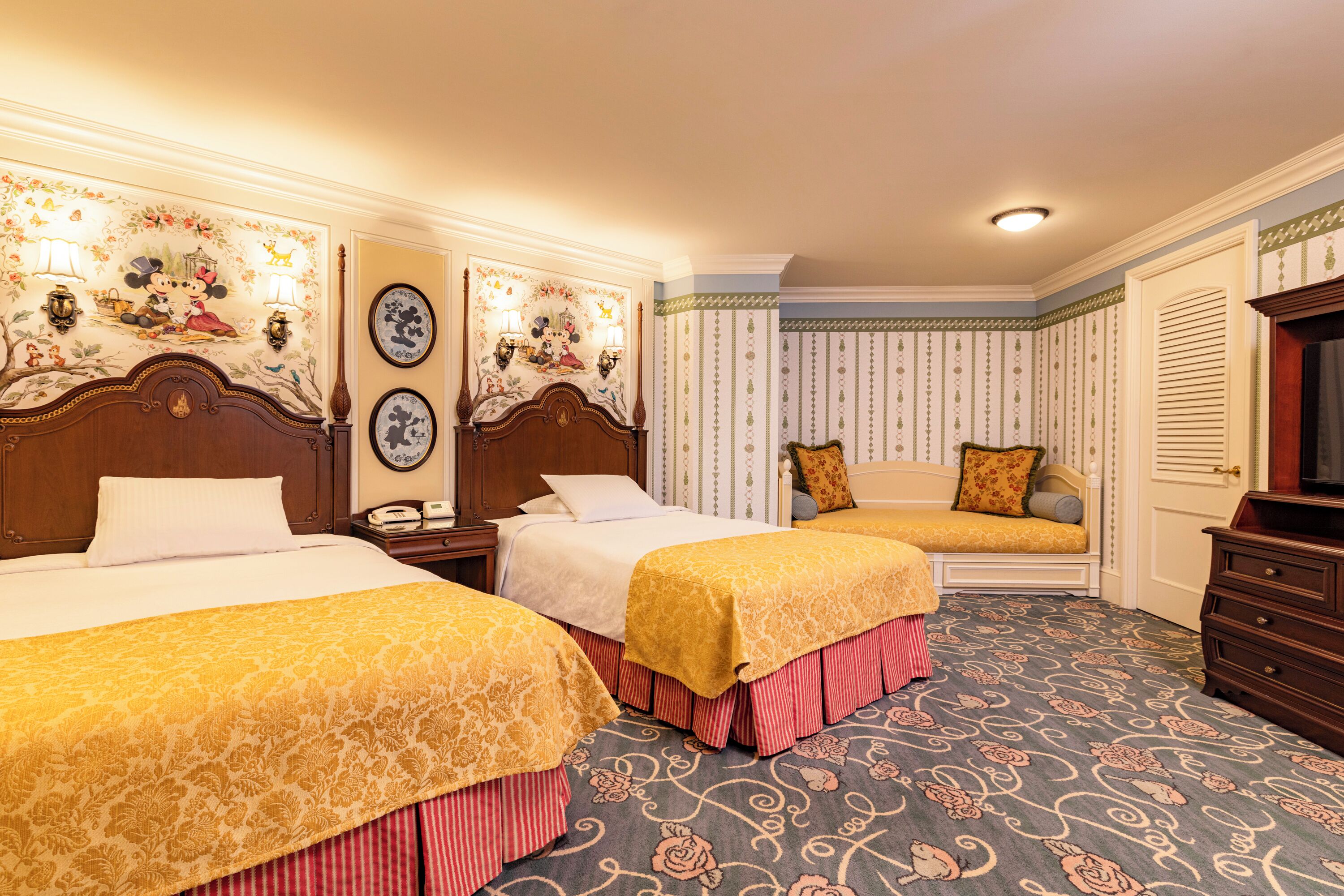 Familiekamer, niet-roken (Standard, Park View, 5th-9th Floors) | Donsdekens, een kluis op de kamer, verduisterende gordijnen, gratis wifi