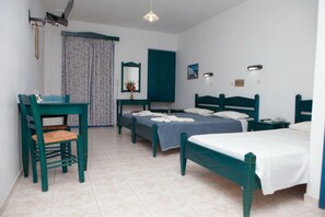 Room - Vardes (Karpathos)