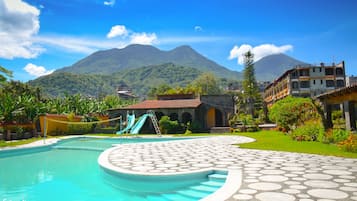 Outdoor pool, pool umbrellas