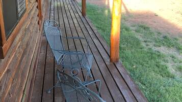 Traditional Cabin, 1 Bedroom, Kitchen, Ground Floor | Terrace/patio