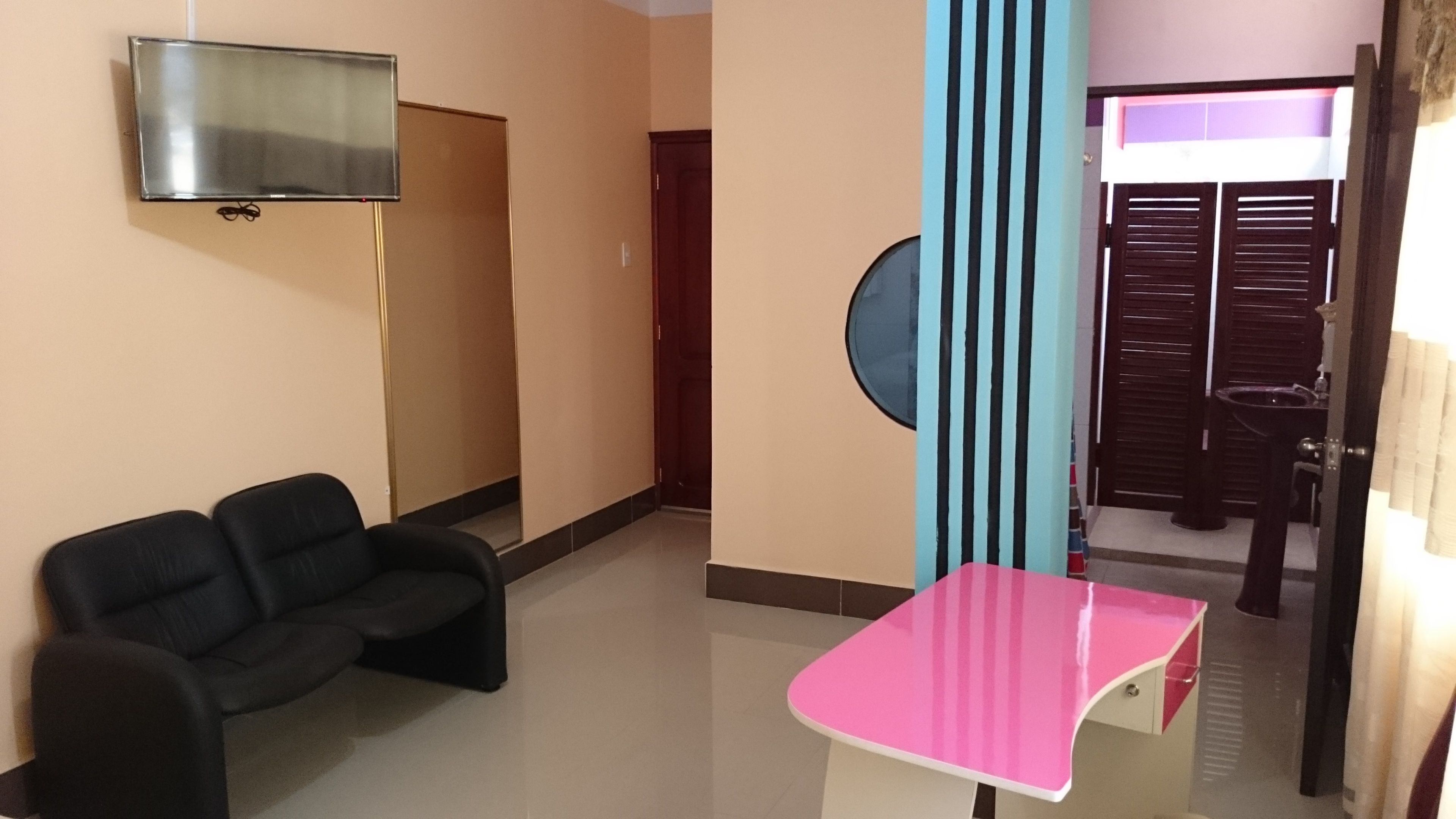 soundproofing, free wifi