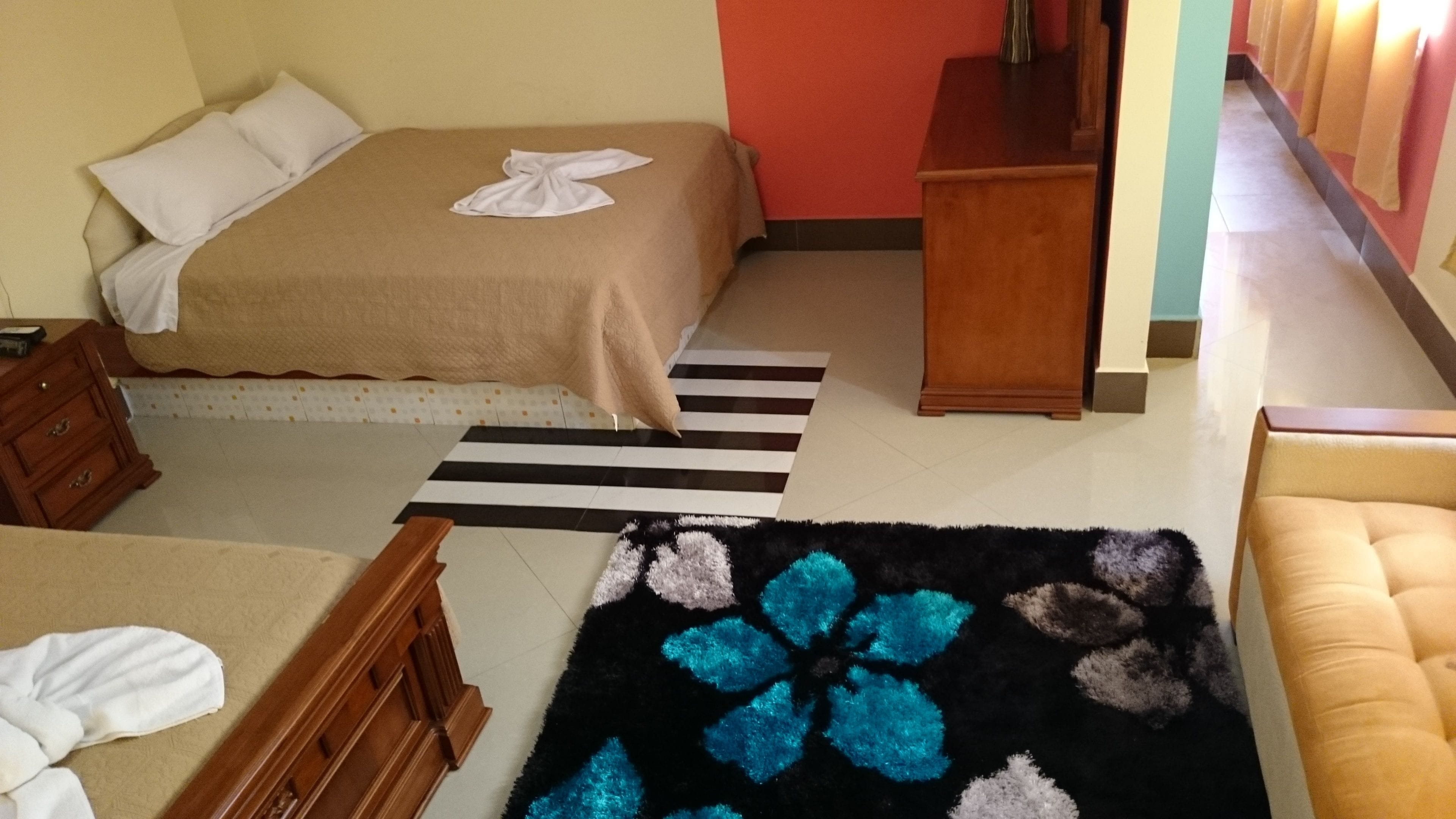 soundproofing, free wifi