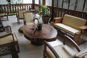 Lobby - Hotel Diana Jogja (Yogyakarta)