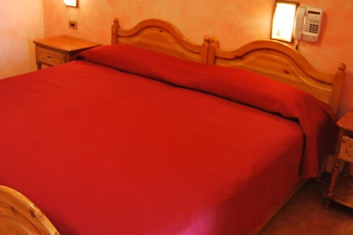 Double or Twin Room, Balcony | Minibar, in-room safe, blackout curtains, free WiFi