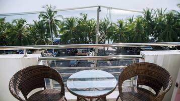 Deluxe Room, Sea View | Terrace/patio