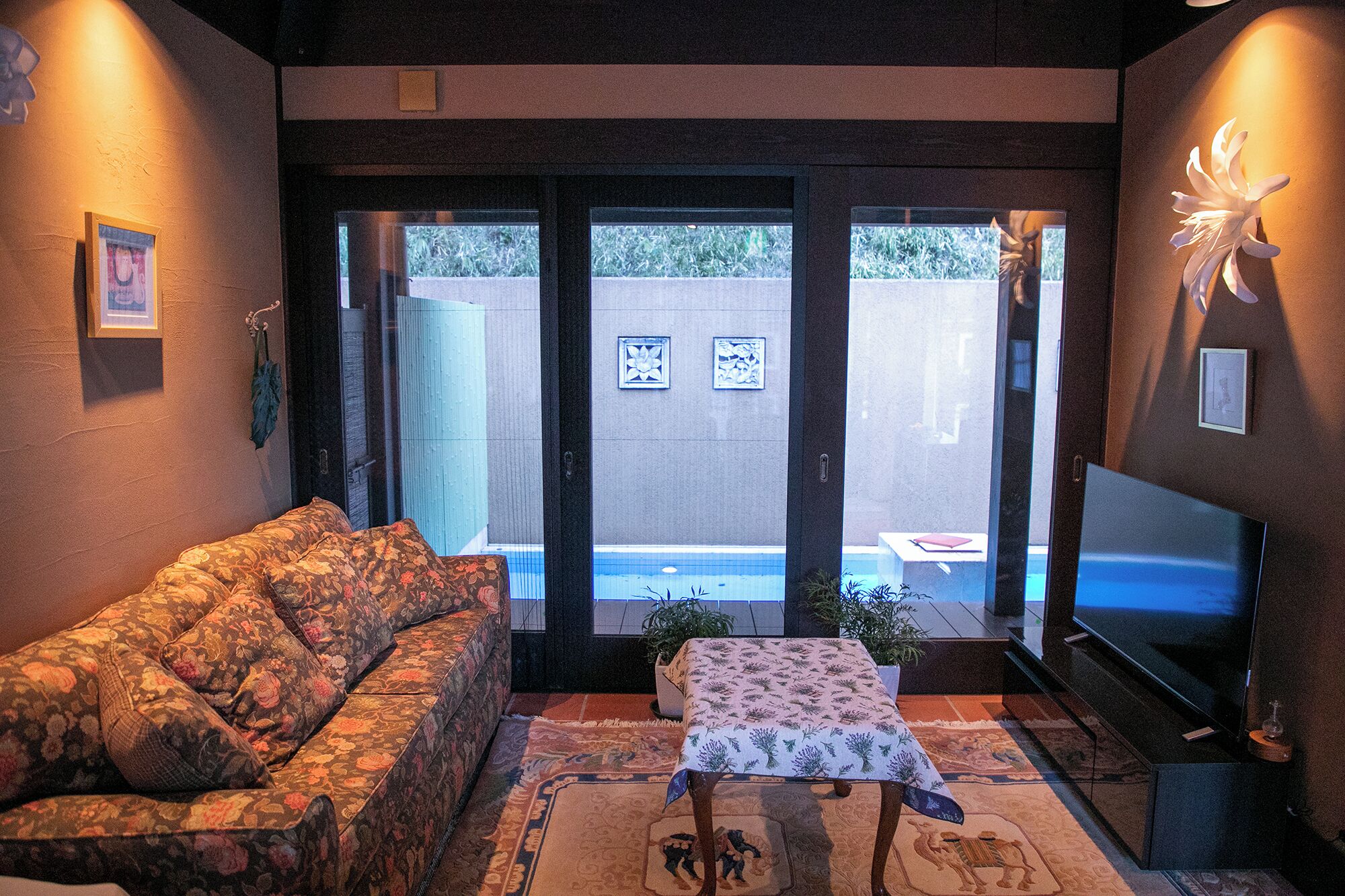 villa room, non smoking (adults [13 years and older] only) | down duvets, in-room safe, free wifi, bed sheets