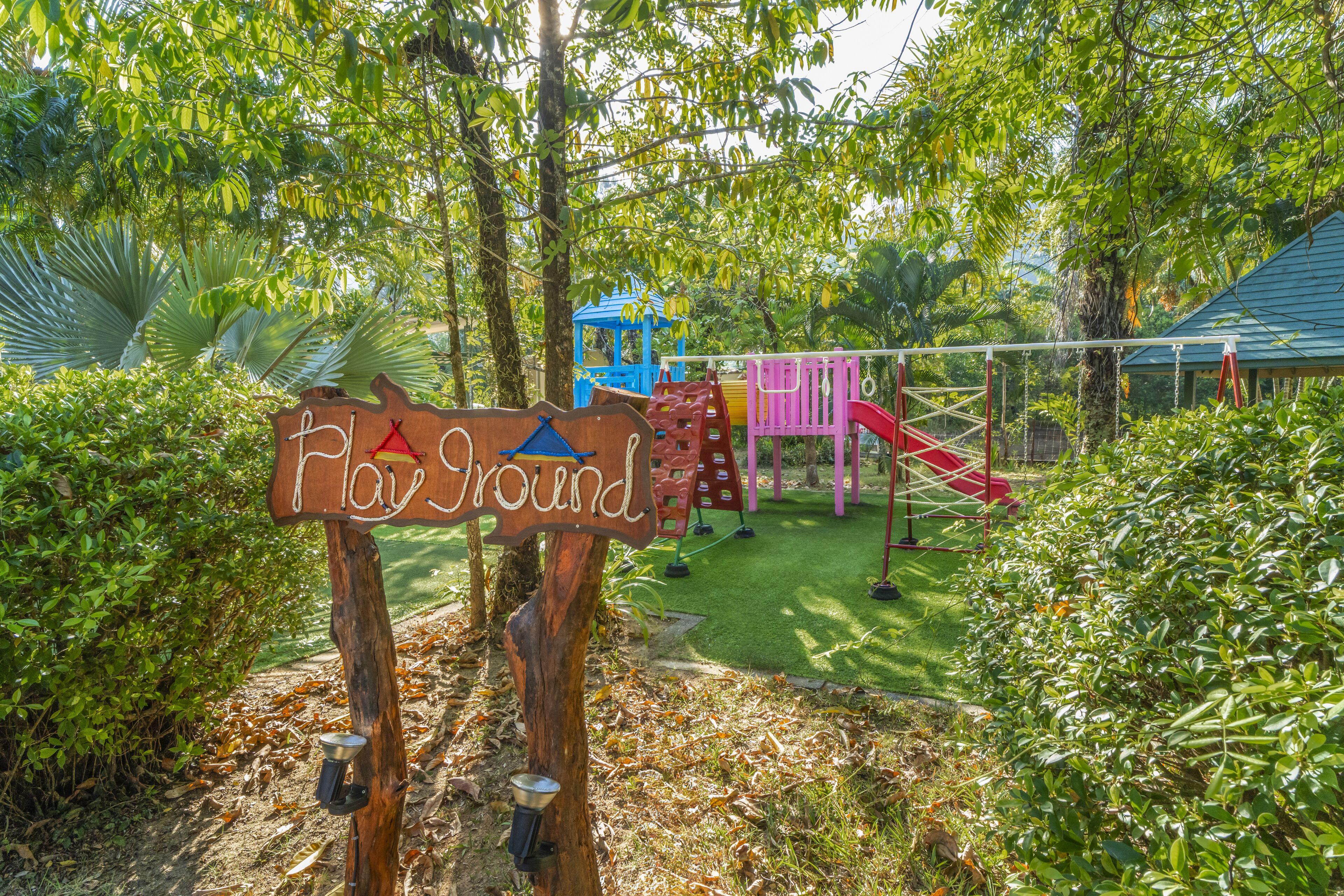children’s play area – outdoor