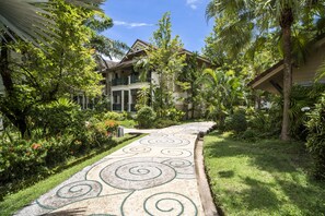 Garden - Baan Khaolak Beach Resort (Takua Pa)