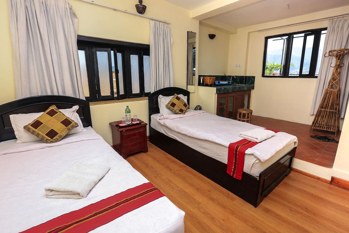 Bureau, espace de travail pour ordinateurs portables