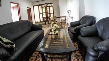 Superior Double Room, 2 Bedrooms, Mountain View | Living area | Flat-screen TV