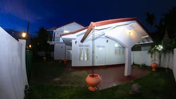 Pemandangan dari properti