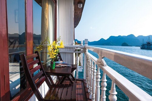 Halong Royal Palace Cruise