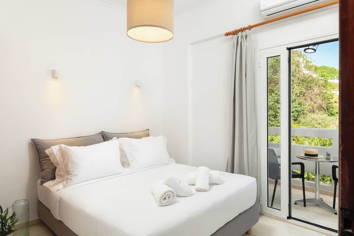 1 slaapkamer, een kluis op de kamer, geluiddichte muren