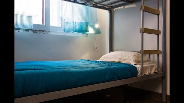 Bed in Eight Bed Dormitory | Soundproofing, free WiFi