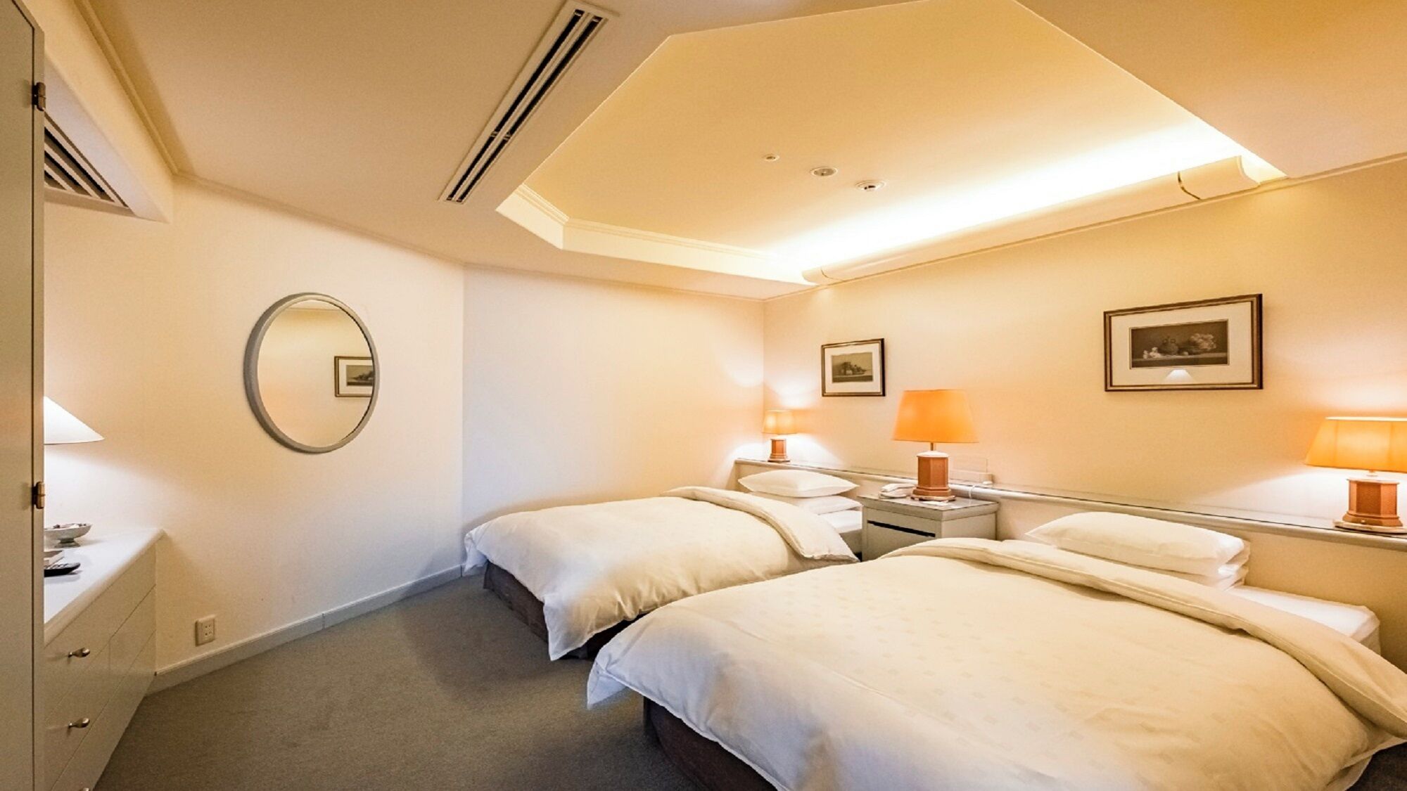 1 bedroom, down duvets, in-room safe, blackout curtains