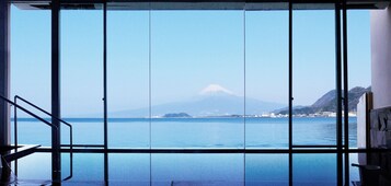公共浴室