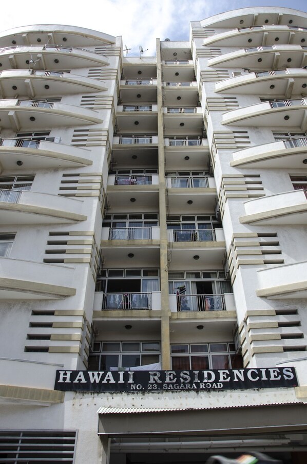 Exterior - Hawaii Residencies (Colombo)