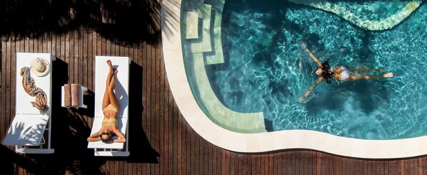 Outdoor pool, pool loungers