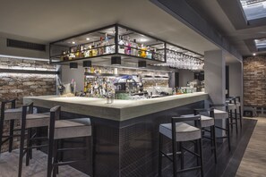 Bar (on property) - dasPaul Hotel (Nuremberg)