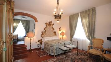 Superior-Doppel- oder -Zweibettzimmer