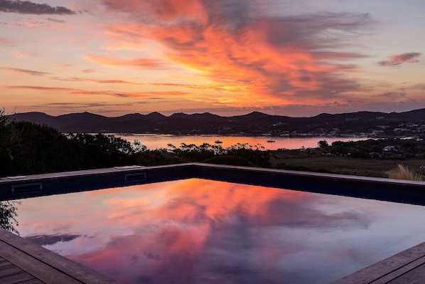 Private pool