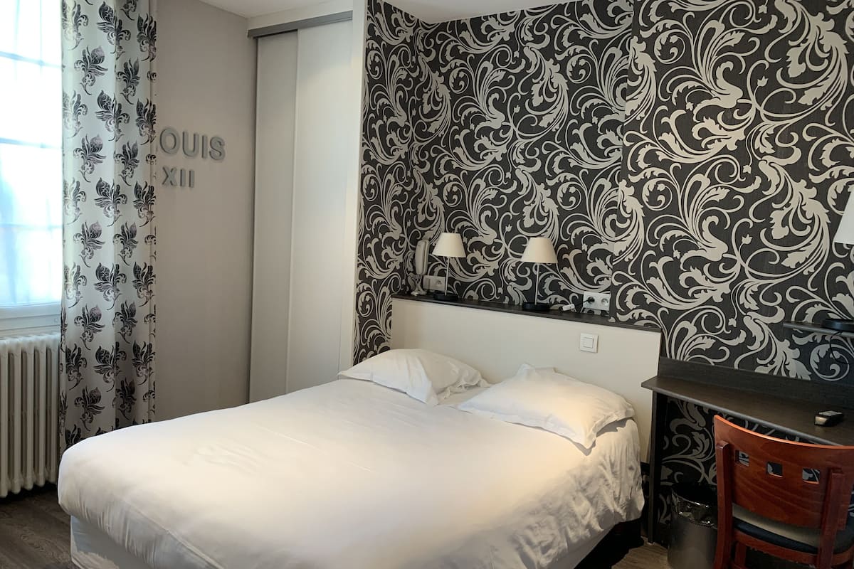 Superior-Zimmer, 1 Doppelbett, barrierefrei | Hochwertige Bettwaren, Zimmersafe, Schreibtisch