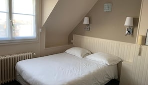 Superior-Einzelzimmer | Hochwertige Bettwaren, Zimmersafe, Schreibtisch