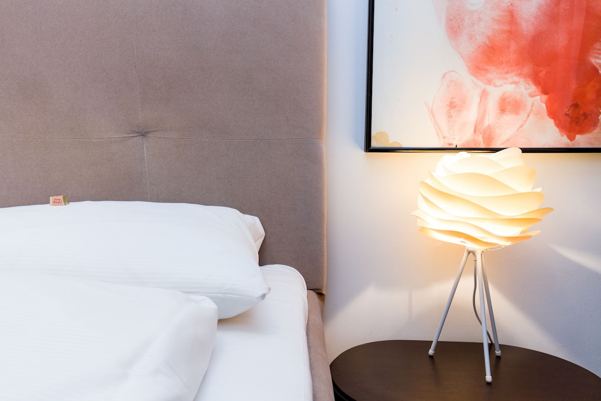 Suite (Opal 17, Cleaning Fee Included) | 1 slaapkamer, individueel gedecoreerd, individueel gemeubileerd
