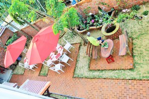 Outdoor dining - Green Bud Homestay (Hoi An)
