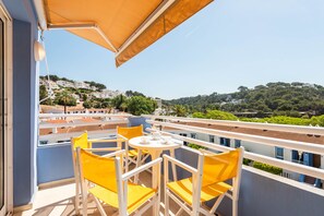 1 bedroom, desk, laptop workspace, blackout drapes - Galdana Gardens (Ciutadella de Menorca)