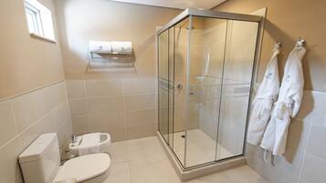 Double Room, 1 Katil Raja (King) | Bilik Mandi | Pancuran mandi, kelengkapan dandanan diri percuma, pengering rambut
