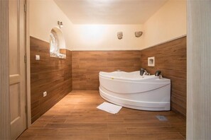 Bathroom - Conte Hotel (Perast)