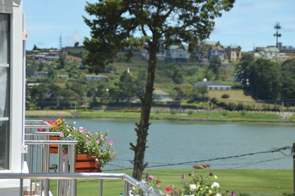 View from property - Royal Hills (Nuwara Eliya)