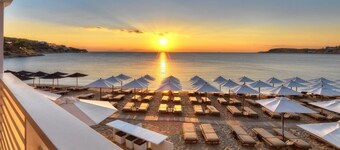 Glyfada Seaside Residence