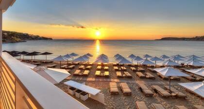 Glyfada Seaside Residence