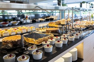 Breakfast, lunch and dinner served