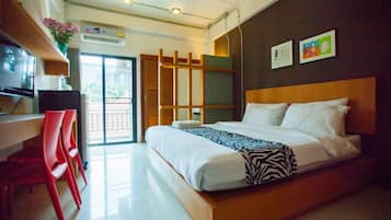 Superior Room | Desk, blackout curtains, free WiFi, bed sheets