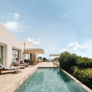 Luxury-Villa, 4 Schlafzimmer, eigener Pool, Meerblick | Terrasse/Patio