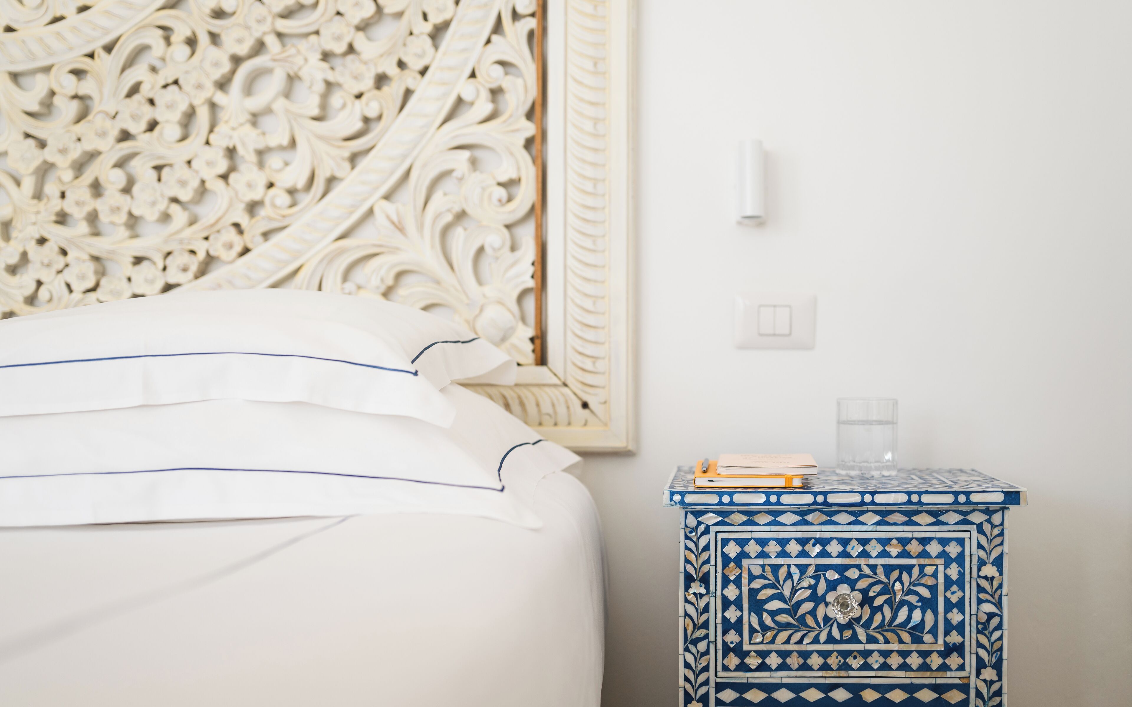 Suite junior, balcón, vistas al parque | Ropa de cama de alta calidad, minibar, caja fuerte y escritorio