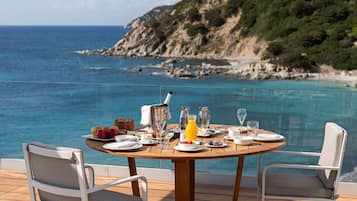 Luxury Villa, 4 Bedrooms, Private Pool, Sea View | Terrace/patio