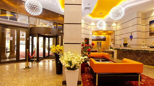 Lobby - Hotel Grand Voyage (Almaty)