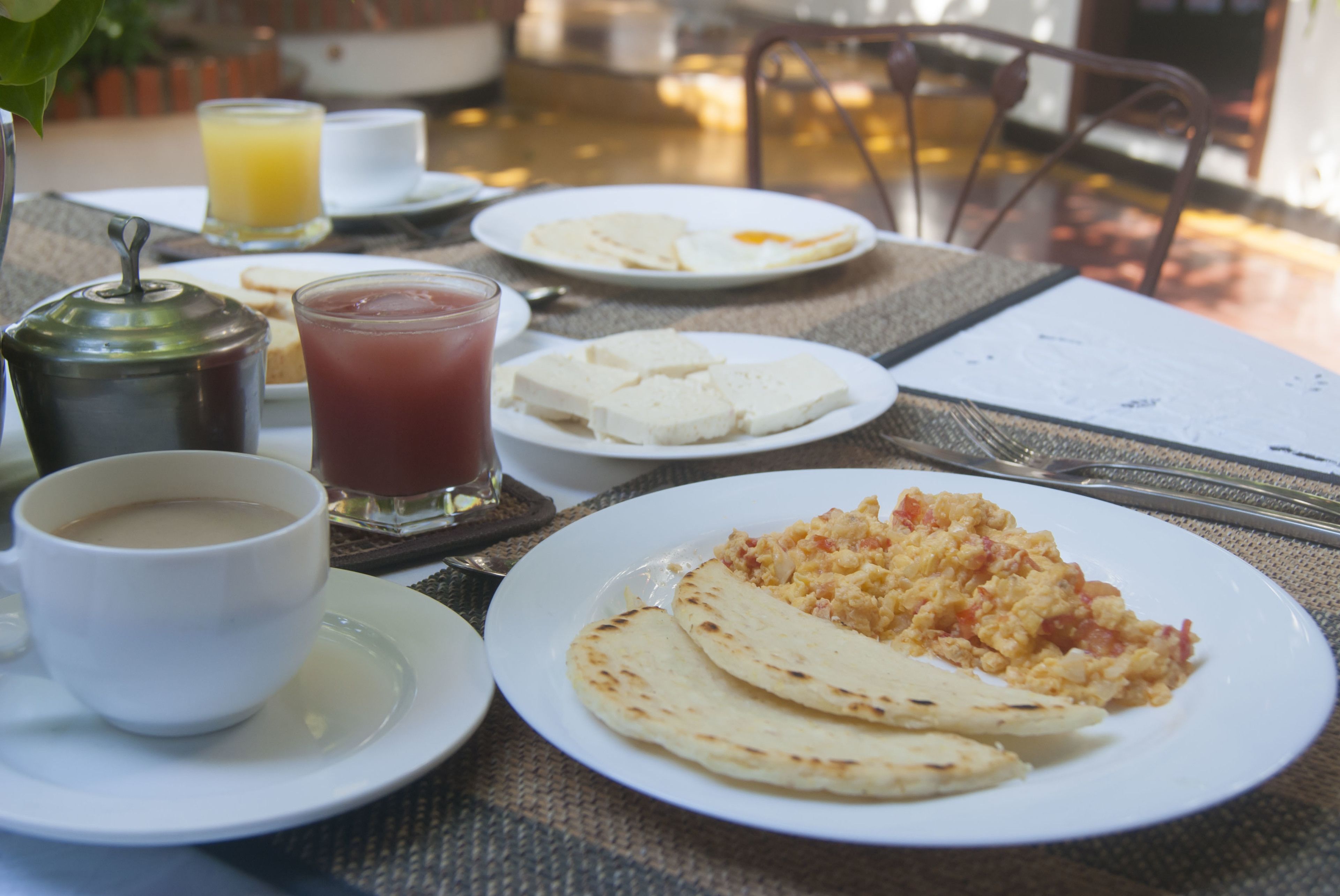 daily full breakfast (cop 20000 per person)