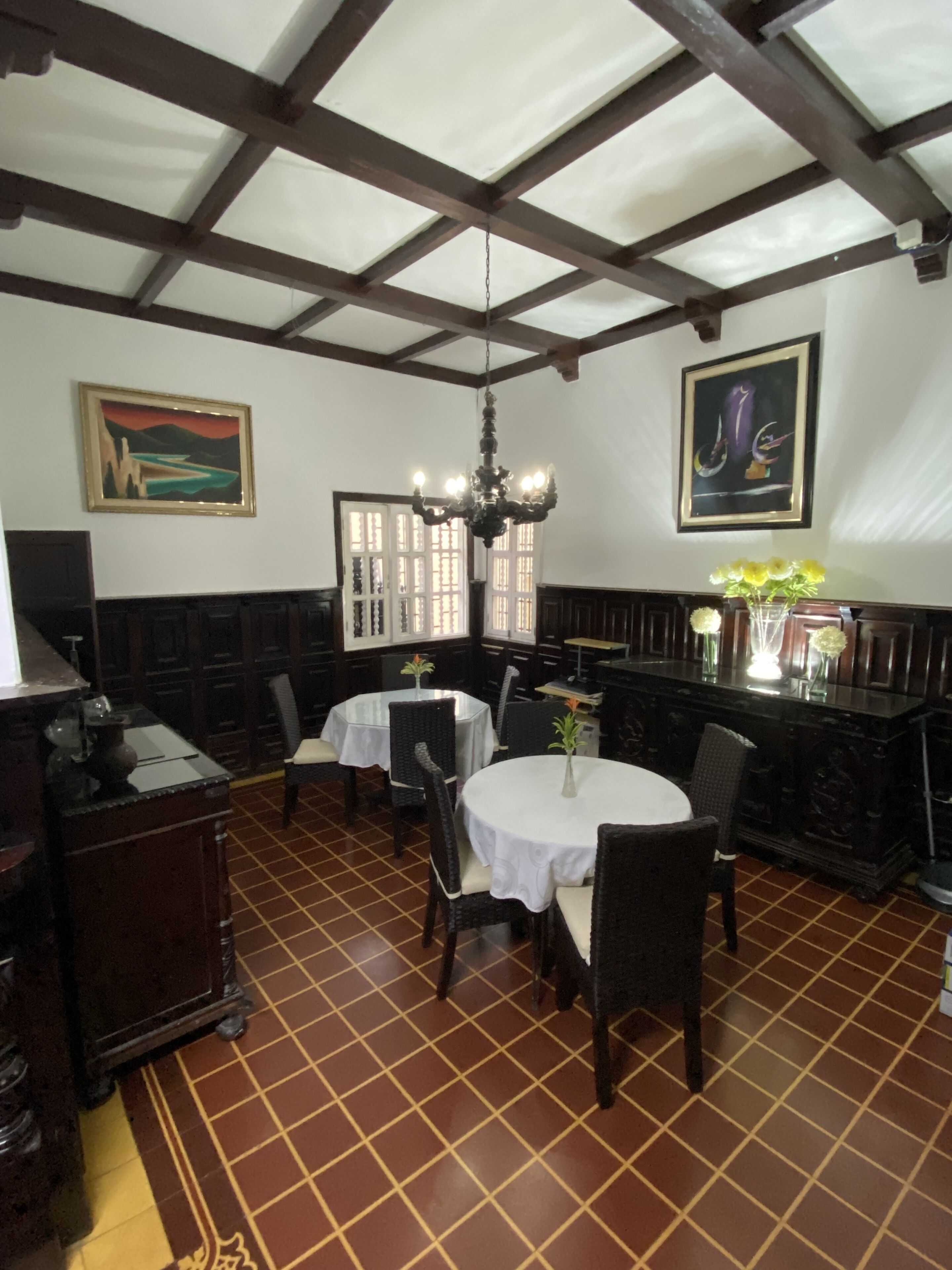 dining room