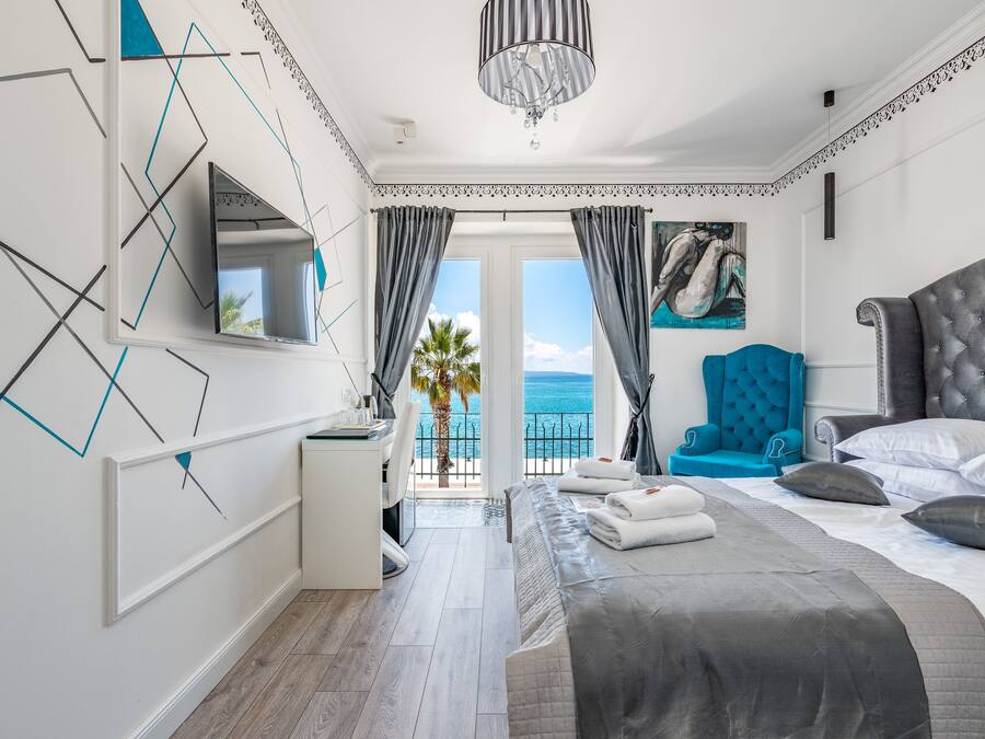 Prestige Room - Balcony and Seaview | Egyptian cotton sheets, premium bedding, memory-foam beds, minibar