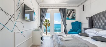 Galeria Valeria Seaside Downtown - MAG Quaint & Elegant Boutique Hotel