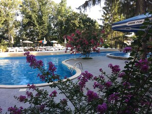 Piscina all'aperto