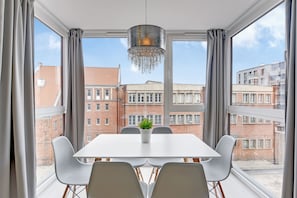 Lägenhet Executive - 2 sovrum - balkong (with parking / 6 adults/55) | Vardagsrum | Platt-tv