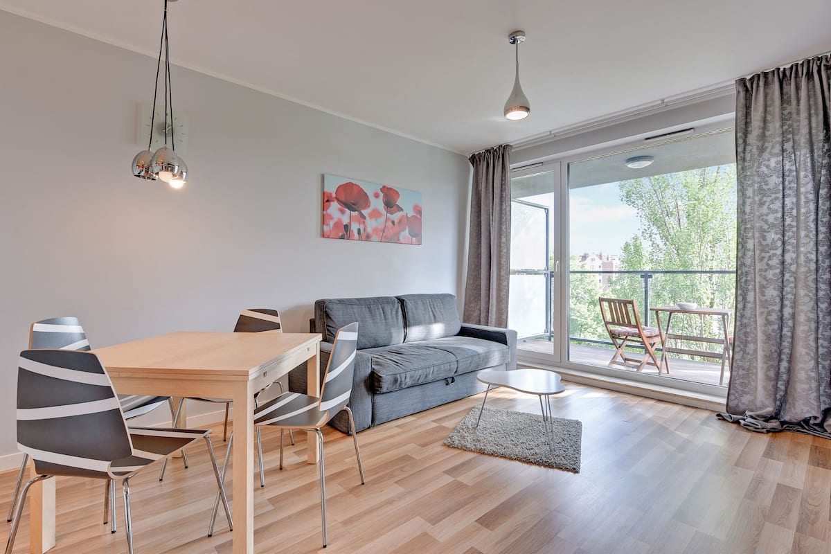 Studio, balcon ((without parking) - 21) | Salle de séjour | Téléviseur à écran plat