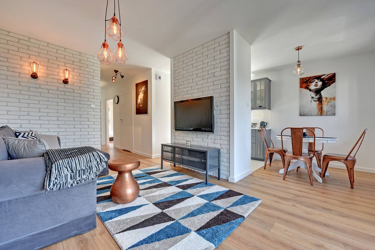 Appartement supérieur, 2 chambres ((with parking) - 46) | Salle de séjour | Téléviseur à écran plat