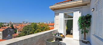 Nirvana Luxury Rooms